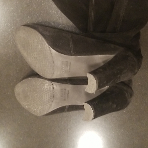 đź’•STUART WEITZMANđź’• Highland Suede Over-the-Knee Boots ~ Black 7.5 - Picture 14 of 16